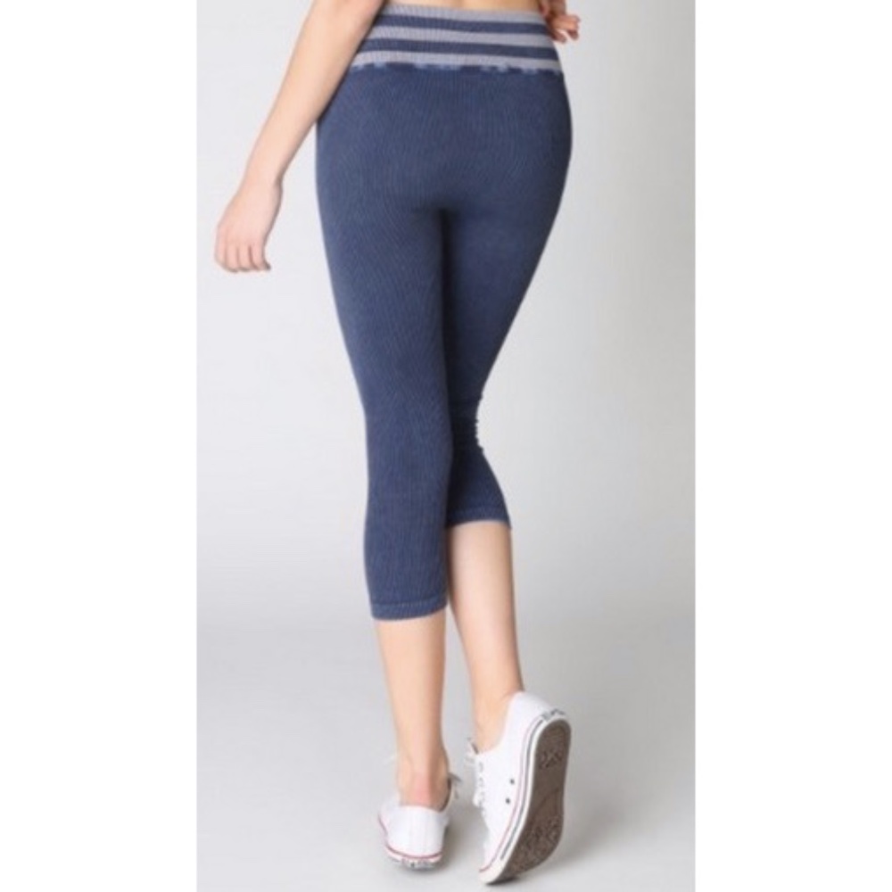 Super Comfy, Super Stretchy, REALLY Comfortable Ca